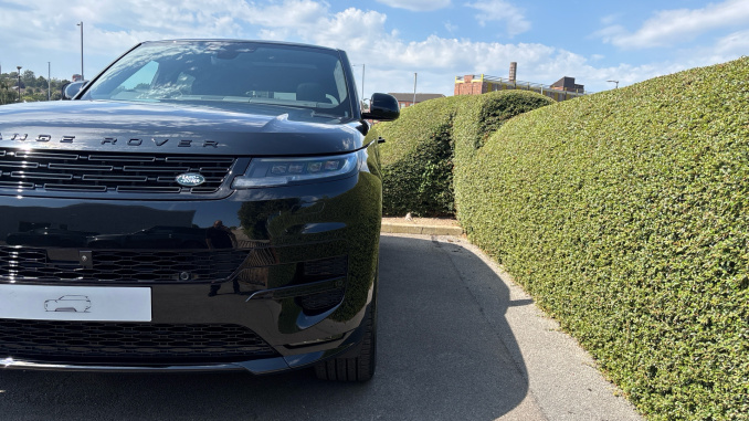 Land Rover Range Rover Sport 3.0 D300 Autobiography 5dr Auto Diesel Estate - Image 40